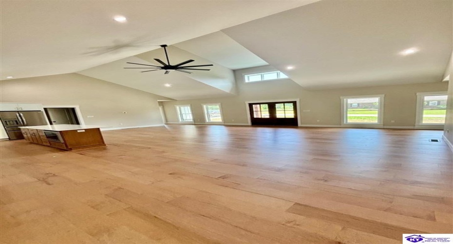 Deer Park, Campbellsville, Kentucky 42718, ,3 BathroomsBathrooms,For Sale,Deer Park,HK23004127