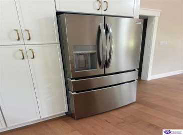 Deer Park, Campbellsville, Kentucky 42718, ,3 BathroomsBathrooms,For Sale,Deer Park,HK23004127