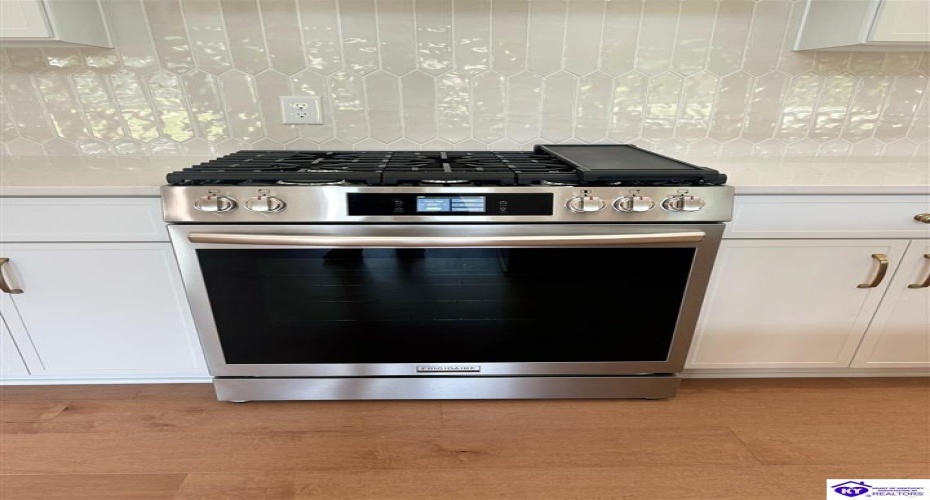 Deer Park, Campbellsville, Kentucky 42718, ,3 BathroomsBathrooms,For Sale,Deer Park,HK23004127