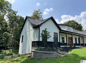 Deer Park, Campbellsville, Kentucky 42718, ,3 BathroomsBathrooms,For Sale,Deer Park,HK23004127