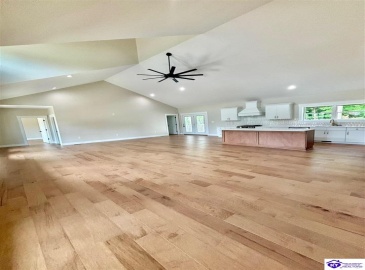 Deer Park, Campbellsville, Kentucky 42718, ,3 BathroomsBathrooms,For Sale,Deer Park,HK23004127