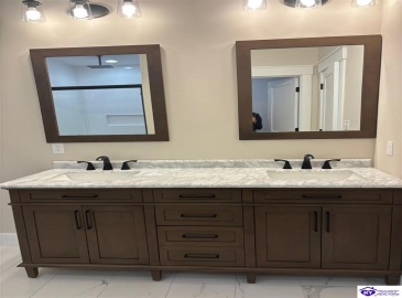 Deer Park, Campbellsville, Kentucky 42718, ,3 BathroomsBathrooms,For Sale,Deer Park,HK23004127