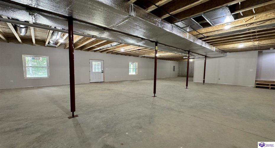 Deer Park, Campbellsville, Kentucky 42718, ,3 BathroomsBathrooms,For Sale,Deer Park,HK23004127