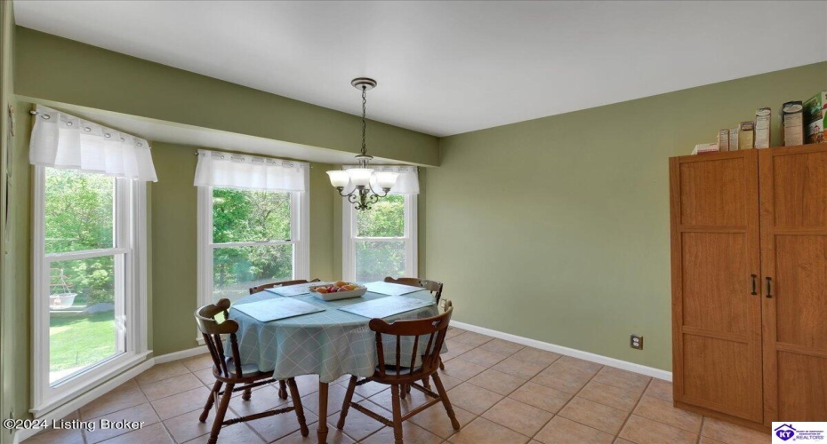 Orphan Lane, Shelbyville, Kentucky 40065, ,3 BathroomsBathrooms,For Sale,Orphan Lane,HK24003127 Orphan Lane, Shelbyville, Kentucky 40065, ,3 BathroomsBathrooms,For Sale,Orphan Lane,HK24003127