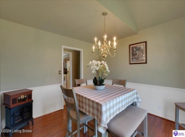 Orphan Lane, Shelbyville, Kentucky 40065, ,3 BathroomsBathrooms,For Sale,Orphan Lane,HK24003127