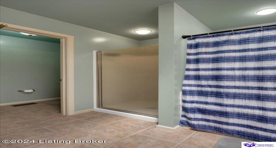 Orphan Lane, Shelbyville, Kentucky 40065, ,3 BathroomsBathrooms,For Sale,Orphan Lane,HK24003127 Orphan Lane, Shelbyville, Kentucky 40065, ,3 BathroomsBathrooms,For Sale,Orphan Lane,HK24003127