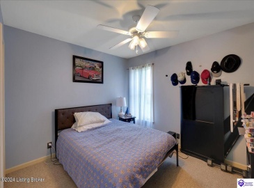 Orphan Lane, Shelbyville, Kentucky 40065, ,3 BathroomsBathrooms,For Sale,Orphan Lane,HK24003127