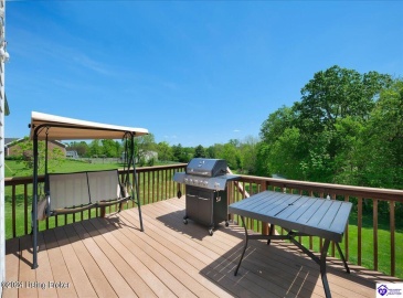 Orphan Lane, Shelbyville, Kentucky 40065, ,3 BathroomsBathrooms,For Sale,Orphan Lane,HK24003127