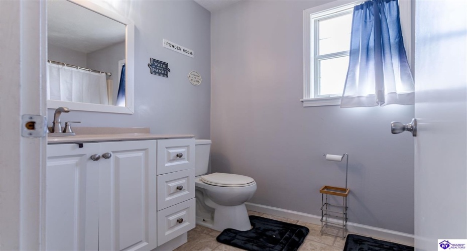 Darrell Drive, Elizabethtown, Kentucky 42701, ,3 BathroomsBathrooms,For Sale,Darrell Drive,HK24000442 Darrell Drive, Elizabethtown, Kentucky 42701, ,3 BathroomsBathrooms,For Sale,Darrell Drive,HK24000442