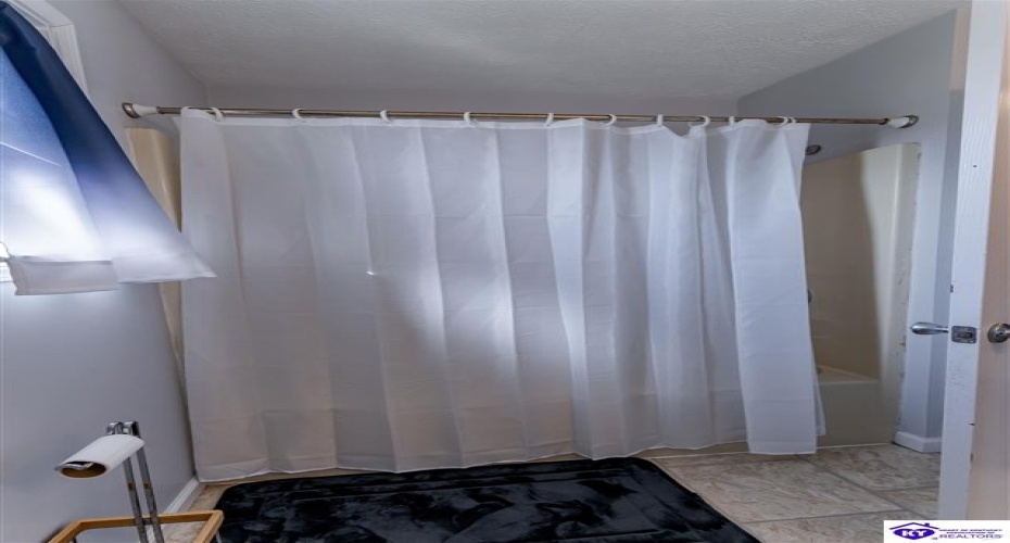 Darrell Drive, Elizabethtown, Kentucky 42701, ,3 BathroomsBathrooms,For Sale,Darrell Drive,HK24000442 Darrell Drive, Elizabethtown, Kentucky 42701, ,3 BathroomsBathrooms,For Sale,Darrell Drive,HK24000442