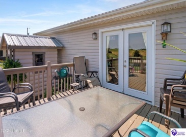 C T Hogan Lane, Hardyville, Kentucky 42746, ,2 BathroomsBathrooms,For Sale,C T Hogan Lane,HK24003139