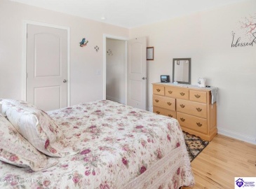 C T Hogan Lane, Hardyville, Kentucky 42746, ,2 BathroomsBathrooms,For Sale,C T Hogan Lane,HK24003139