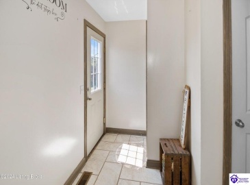 C T Hogan Lane, Hardyville, Kentucky 42746, ,2 BathroomsBathrooms,For Sale,C T Hogan Lane,HK24003139