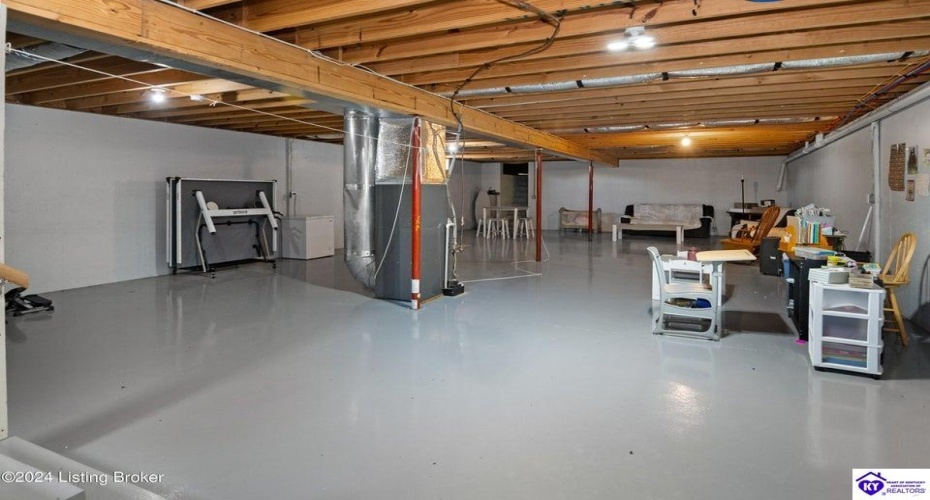 C T Hogan Lane, Hardyville, Kentucky 42746, ,2 BathroomsBathrooms,For Sale,C T Hogan Lane,HK24003139