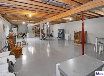 C T Hogan Lane, Hardyville, Kentucky 42746, ,2 BathroomsBathrooms,For Sale,C T Hogan Lane,HK24003139