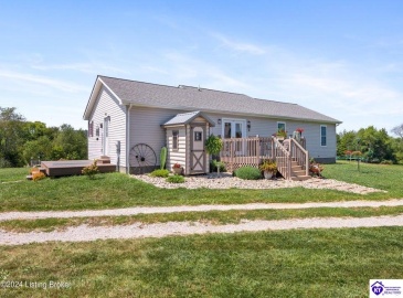 C T Hogan Lane, Hardyville, Kentucky 42746, ,2 BathroomsBathrooms,For Sale,C T Hogan Lane,HK24003139