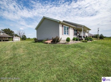 C T Hogan Lane, Hardyville, Kentucky 42746, ,2 BathroomsBathrooms,For Sale,C T Hogan Lane,HK24003139
