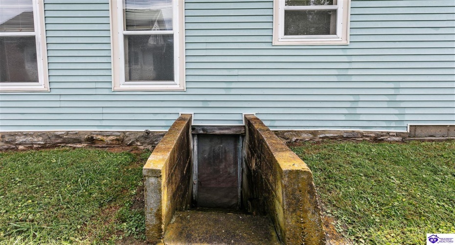 Main Street, Campbellsville, Kentucky 42718, ,1 BathroomBathrooms,For Sale,Main Street,HK24003147