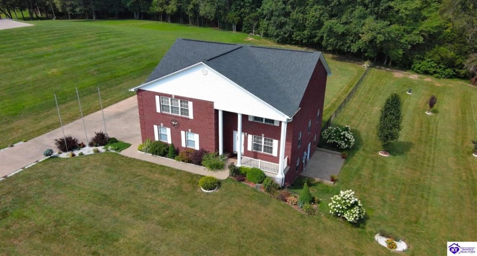 Rembrandt Drive, Elizabethtown, Kentucky 42701, ,3 BathroomsBathrooms,For Sale,Rembrandt Drive,HK24003151