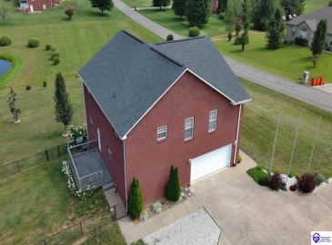 Rembrandt Drive, Elizabethtown, Kentucky 42701, ,3 BathroomsBathrooms,For Sale,Rembrandt Drive,HK24003151