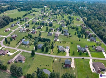 Rembrandt Drive, Elizabethtown, Kentucky 42701, ,3 BathroomsBathrooms,For Sale,Rembrandt Drive,HK24003151