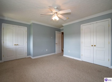 Rembrandt Drive, Elizabethtown, Kentucky 42701, ,3 BathroomsBathrooms,For Sale,Rembrandt Drive,HK24003151
