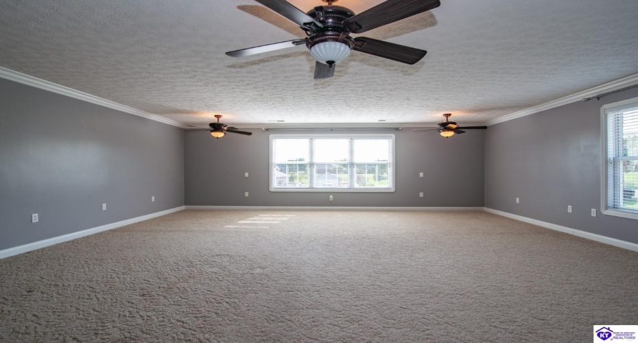 Rembrandt Drive, Elizabethtown, Kentucky 42701, ,3 BathroomsBathrooms,For Sale,Rembrandt Drive,HK24003151