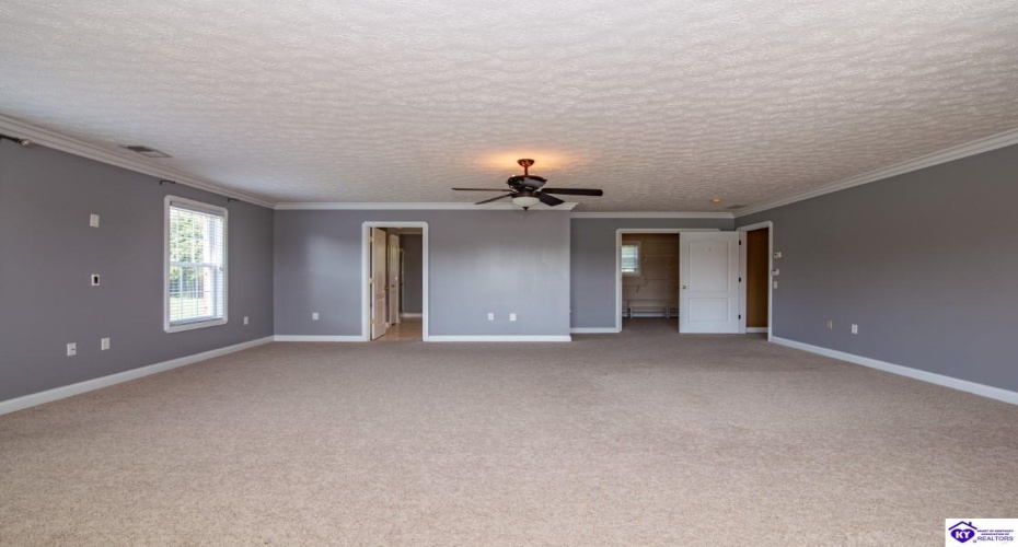 Rembrandt Drive, Elizabethtown, Kentucky 42701, ,3 BathroomsBathrooms,For Sale,Rembrandt Drive,HK24003151