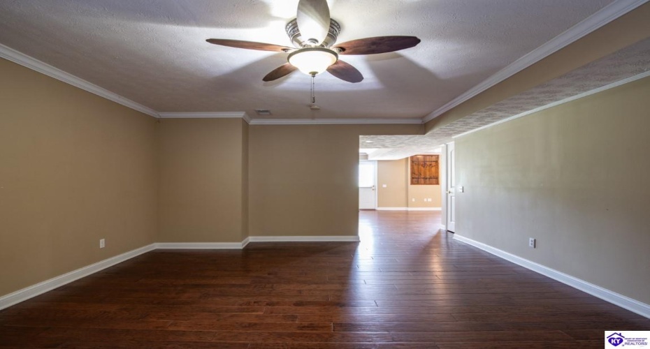 Rembrandt Drive, Elizabethtown, Kentucky 42701, ,3 BathroomsBathrooms,For Sale,Rembrandt Drive,HK24003151