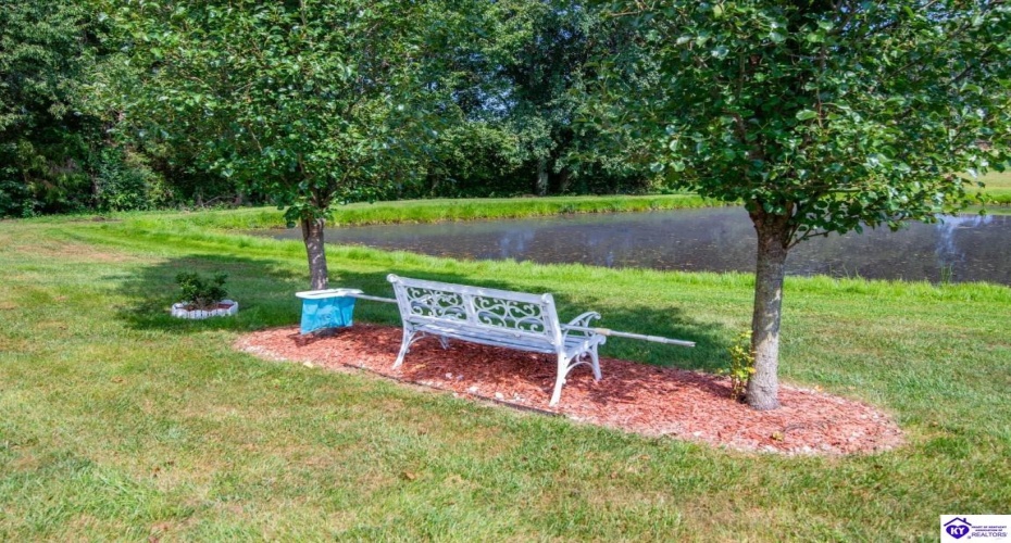 Rembrandt Drive, Elizabethtown, Kentucky 42701, ,3 BathroomsBathrooms,For Sale,Rembrandt Drive,HK24003151