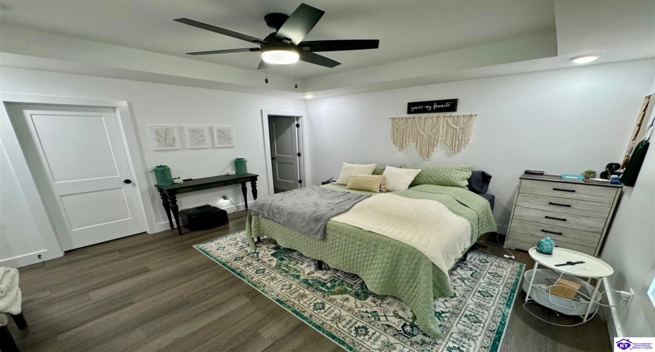 Parkview Shores Road, Scottsville, Kentucky 42764, ,2 BathroomsBathrooms,For Sale,Parkview Shores Road,HK24003167