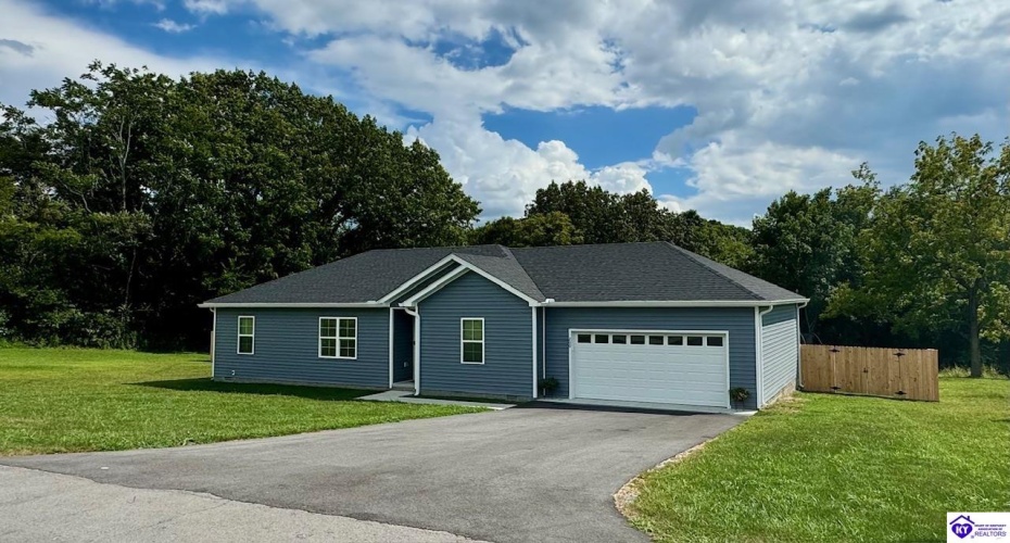 Parkview Shores Road, Scottsville, Kentucky 42764, ,2 BathroomsBathrooms,For Sale,Parkview Shores Road,HK24003167