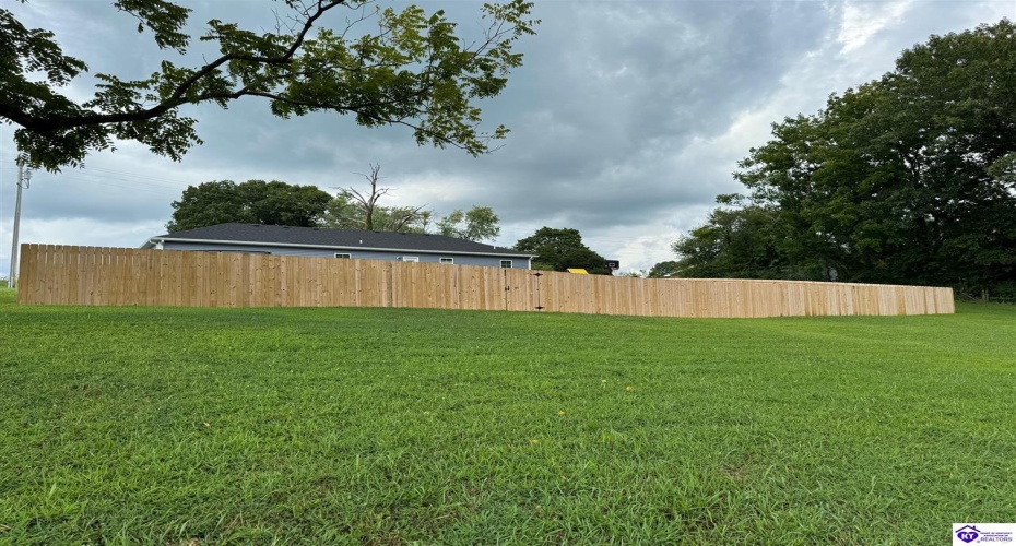 Parkview Shores Road, Scottsville, Kentucky 42764, ,2 BathroomsBathrooms,For Sale,Parkview Shores Road,HK24003167