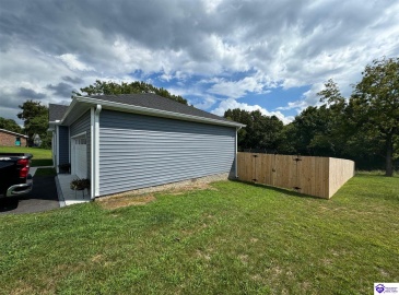 Parkview Shores Road, Scottsville, Kentucky 42764, ,2 BathroomsBathrooms,For Sale,Parkview Shores Road,HK24003167