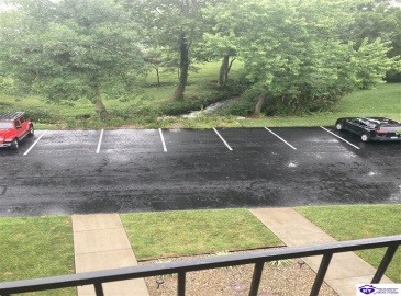 Freeman Green Drive, Elizabethtown, Kentucky 42701, ,2 BathroomsBathrooms,For Sale,Freeman Green Drive,HK24003177