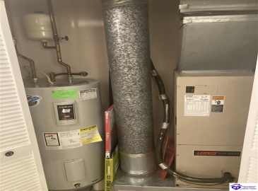 Freeman Green Drive, Elizabethtown, Kentucky 42701, ,2 BathroomsBathrooms,For Sale,Freeman Green Drive,HK24003177