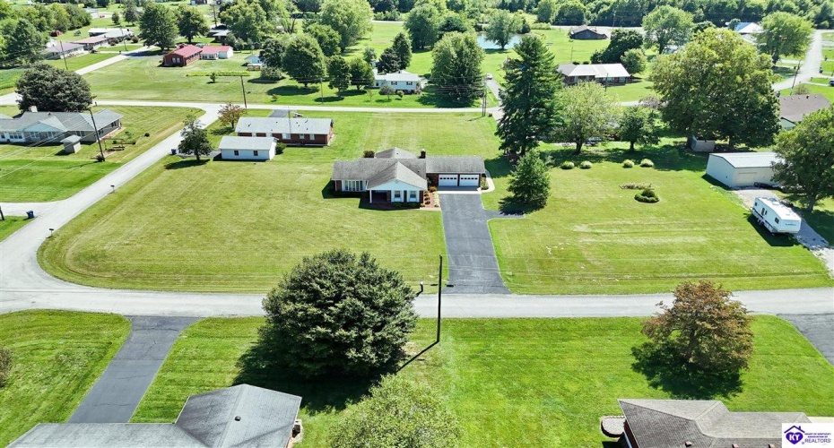 Rogers Drive, Magnolia, Kentucky 42757, ,2 BathroomsBathrooms,For Sale,Rogers Drive,HK24003189 Rogers Drive, Magnolia, Kentucky 42757, ,2 BathroomsBathrooms,For Sale,Rogers Drive,HK24003189