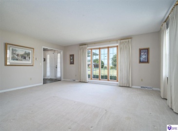 Rogers Drive, Magnolia, Kentucky 42757, ,2 BathroomsBathrooms,For Sale,Rogers Drive,HK24003189