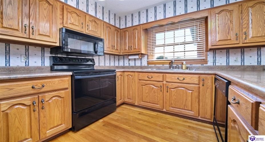 Rogers Drive, Magnolia, Kentucky 42757, ,2 BathroomsBathrooms,For Sale,Rogers Drive,HK24003189 Rogers Drive, Magnolia, Kentucky 42757, ,2 BathroomsBathrooms,For Sale,Rogers Drive,HK24003189