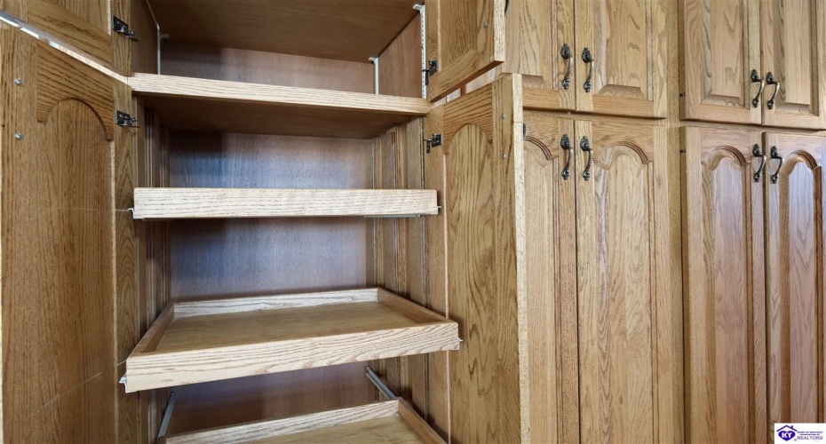 Rogers Drive, Magnolia, Kentucky 42757, ,2 BathroomsBathrooms,For Sale,Rogers Drive,HK24003189 Rogers Drive, Magnolia, Kentucky 42757, ,2 BathroomsBathrooms,For Sale,Rogers Drive,HK24003189