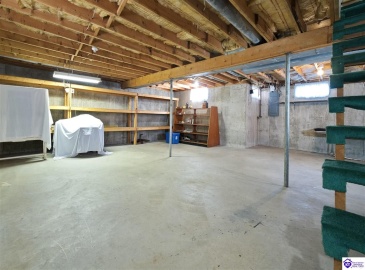 Rogers Drive, Magnolia, Kentucky 42757, ,2 BathroomsBathrooms,For Sale,Rogers Drive,HK24003189