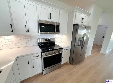 Martha Miles Ct, Brandenburg, Kentucky 40108, ,2 BathroomsBathrooms,For Sale,Martha Miles Ct,HK24003198