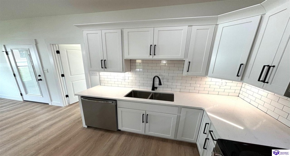 Martha Miles Ct, Brandenburg, Kentucky 40108, ,2 BathroomsBathrooms,For Sale,Martha Miles Ct,HK24003198