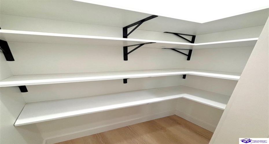 Martha Miles Ct, Brandenburg, Kentucky 40108, ,2 BathroomsBathrooms,For Sale,Martha Miles Ct,HK24003198