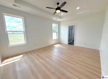 Martha Miles Ct, Brandenburg, Kentucky 40108, ,2 BathroomsBathrooms,For Sale,Martha Miles Ct,HK24003198