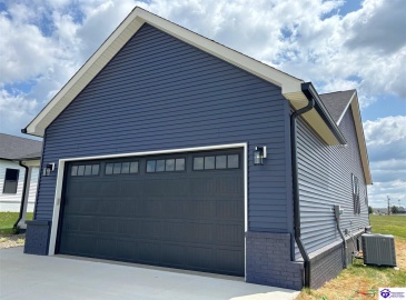 Martha Miles Ct, Brandenburg, Kentucky 40108, ,2 BathroomsBathrooms,For Sale,Martha Miles Ct,HK24003198