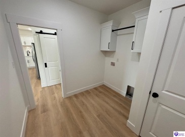 Martha Miles Ct, Brandenburg, Kentucky 40108, ,2 BathroomsBathrooms,For Sale,Martha Miles Ct,HK24003198