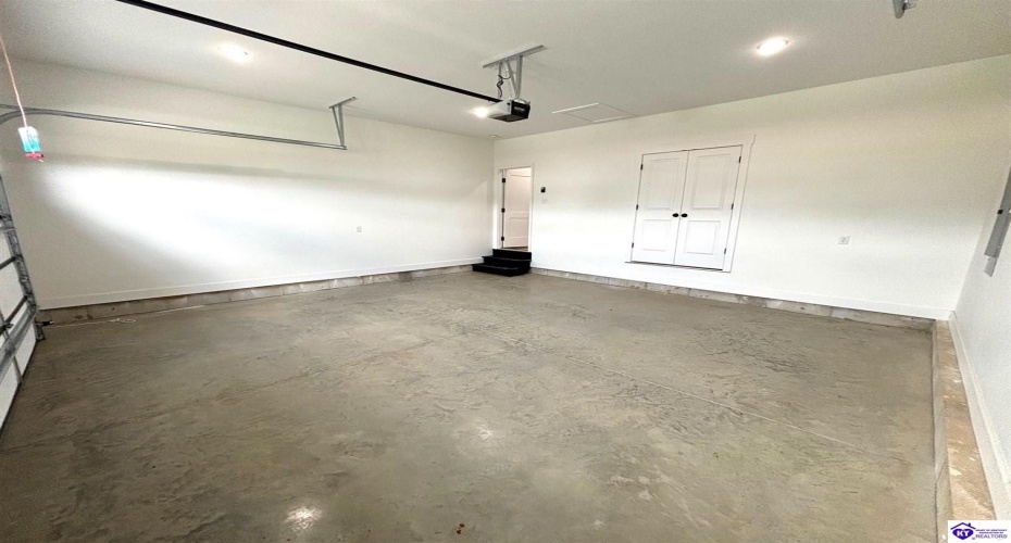 Martha Miles Ct, Brandenburg, Kentucky 40108, ,2 BathroomsBathrooms,For Sale,Martha Miles Ct,HK24003198