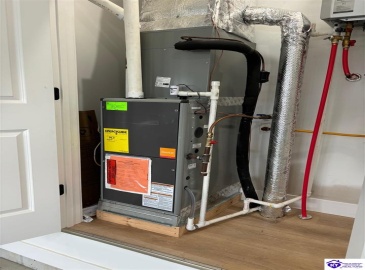 Martha Miles Ct, Brandenburg, Kentucky 40108, ,2 BathroomsBathrooms,For Sale,Martha Miles Ct,HK24003198