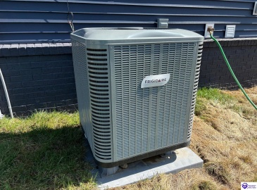 Martha Miles Ct, Brandenburg, Kentucky 40108, ,2 BathroomsBathrooms,For Sale,Martha Miles Ct,HK24003198